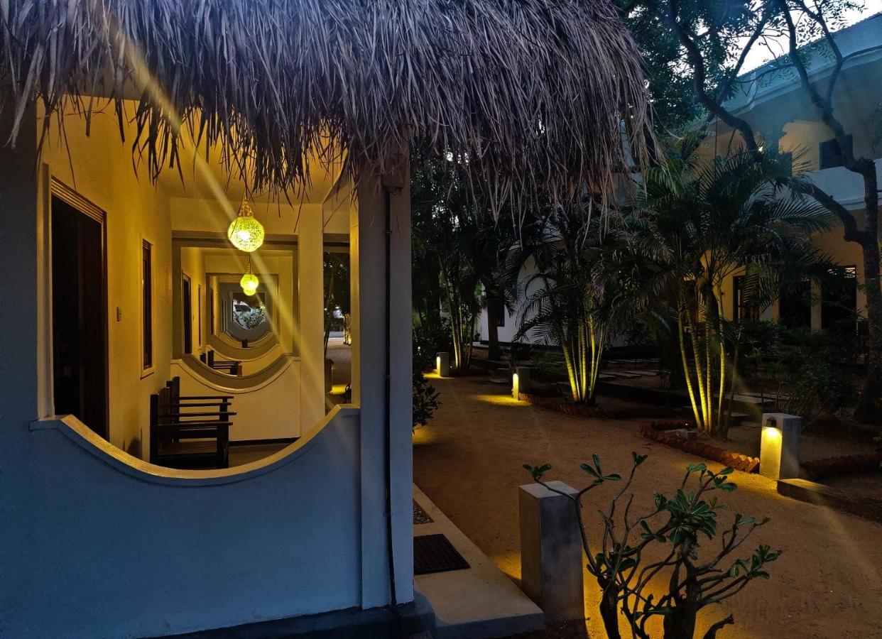 Atteriya Chill Hotell Arugam Kudah Eksteriør bilde